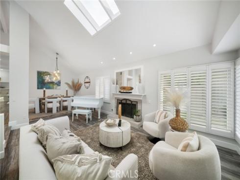 26 Windflower , Irvine, CA