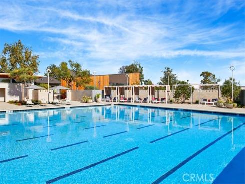 105 Isla , Irvine, CA