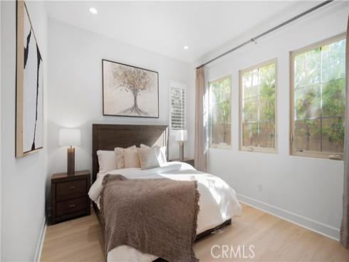 138 Jayhawk , Irvine, CA