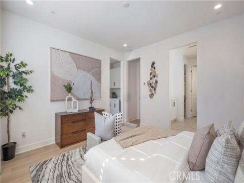 138 Jayhawk , Irvine, CA