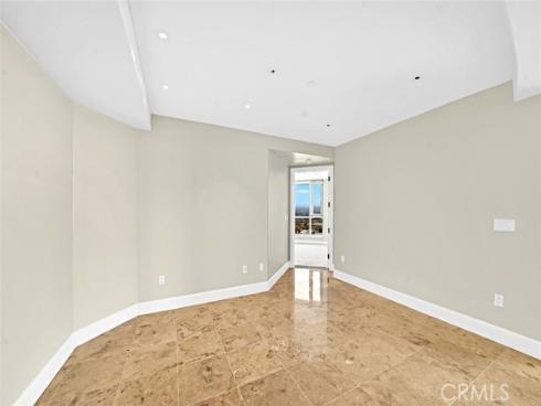 5124 Scholarship , Irvine, CA