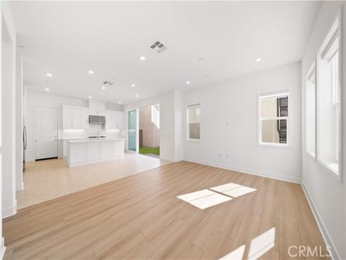 297 Shoveler , Irvine, CA