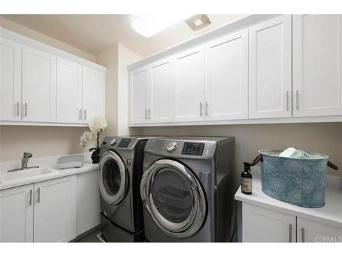 217 Compass , Irvine, CA