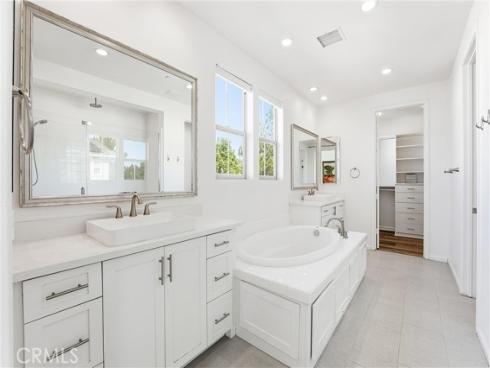 217 Compass , Irvine, CA