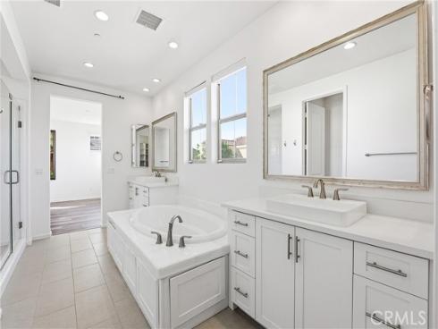 217 Compass , Irvine, CA