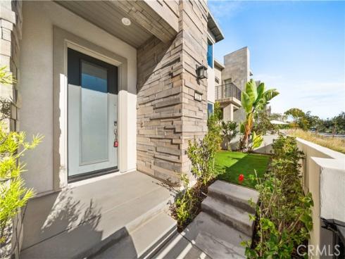 151 Scale , Irvine, CA