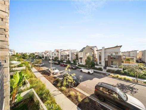 151 Scale , Irvine, CA