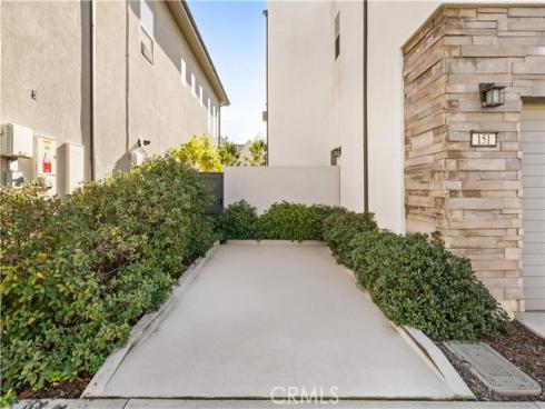 151 Scale , Irvine, CA