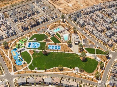 151 Scale , Irvine, CA