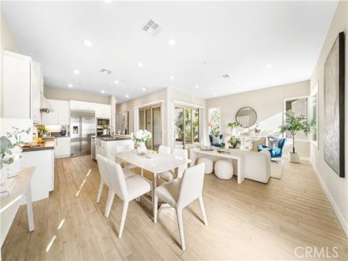 151 Scale , Irvine, CA