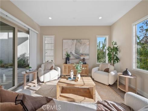 157 Scale , Irvine, CA