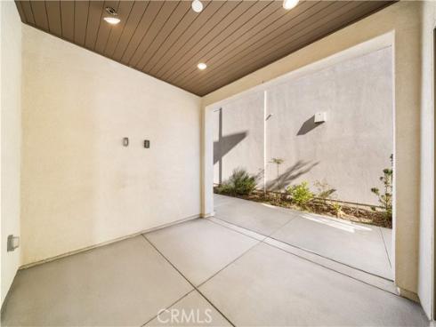 157 Scale , Irvine, CA