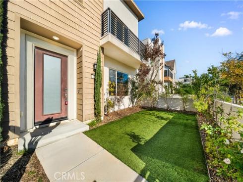 157 Scale , Irvine, CA