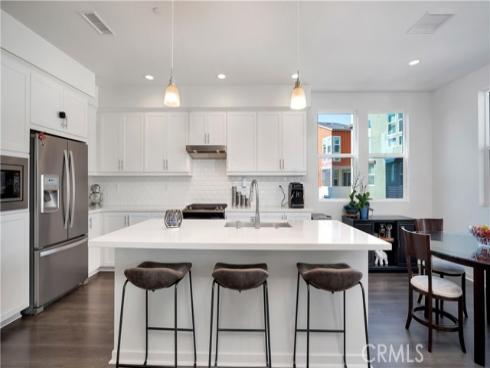 125 Allusion , Irvine, CA