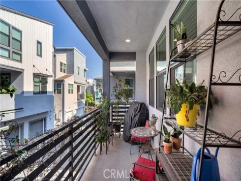 125 Allusion , Irvine, CA