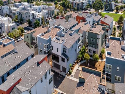 125 Allusion , Irvine, CA