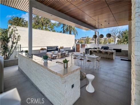 125 Allusion , Irvine, CA