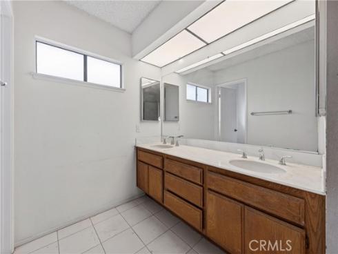 46 Christamon W , Irvine, CA