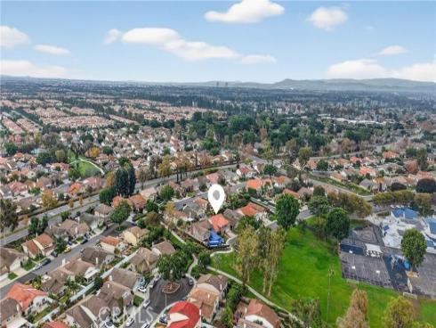 46 Christamon W , Irvine, CA