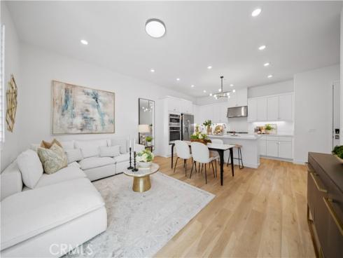 163 Baluster , Irvine, CA