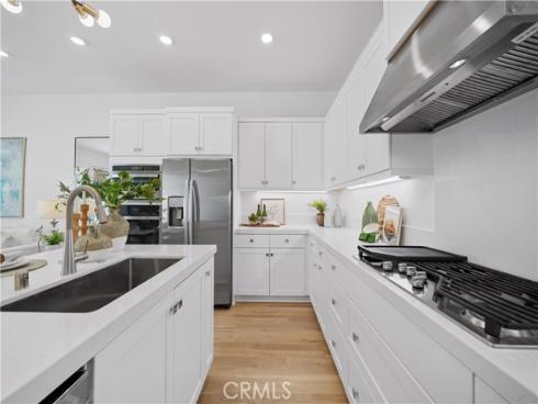 163 Baluster , Irvine, CA