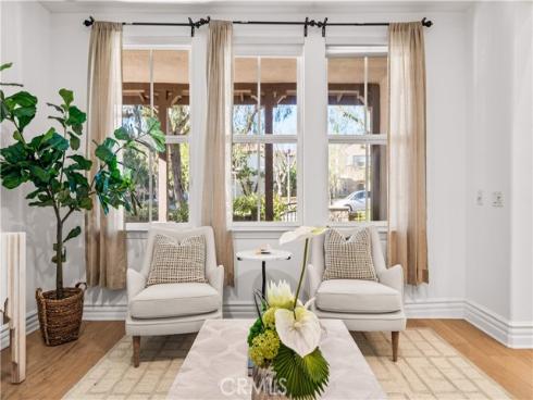 33 Modesto , Irvine, CA