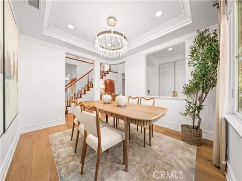 33 Modesto , Irvine, CA