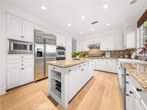 33 Modesto , Irvine, CA