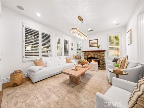 33 Modesto , Irvine, CA