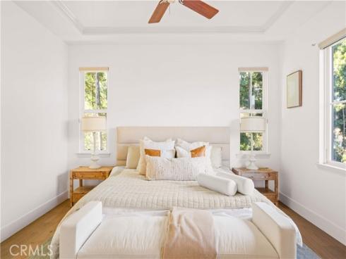 33 Modesto , Irvine, CA