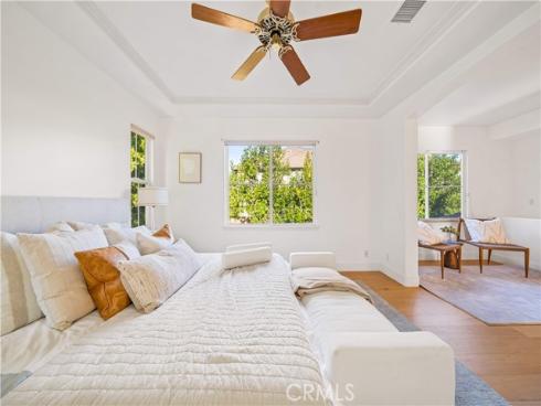 33 Modesto , Irvine, CA