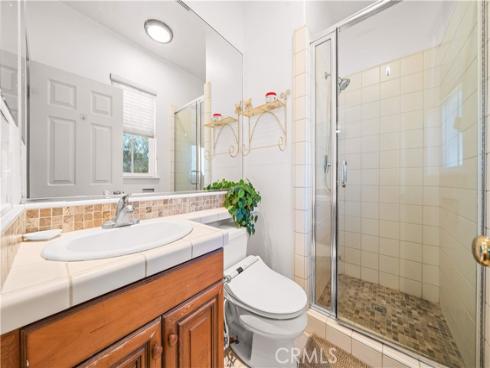 33 Modesto , Irvine, CA