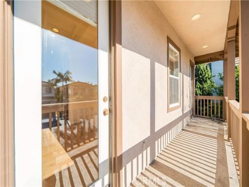 33 Modesto , Irvine, CA