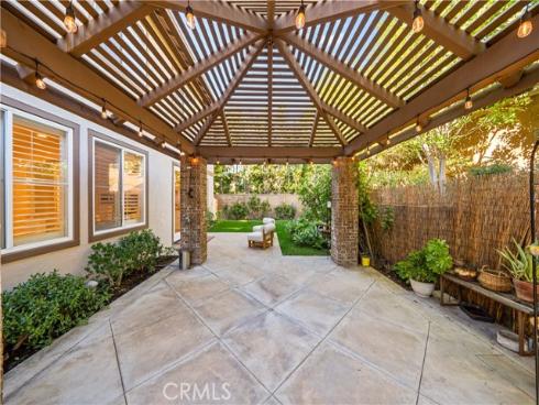 33 Modesto , Irvine, CA