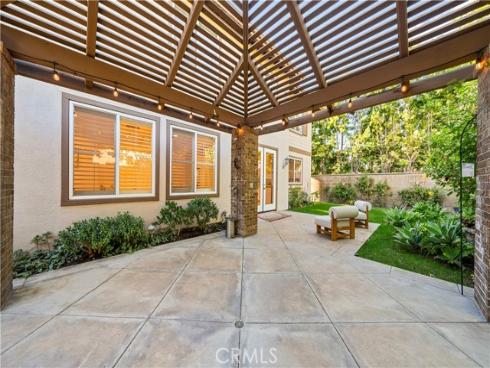 33 Modesto , Irvine, CA