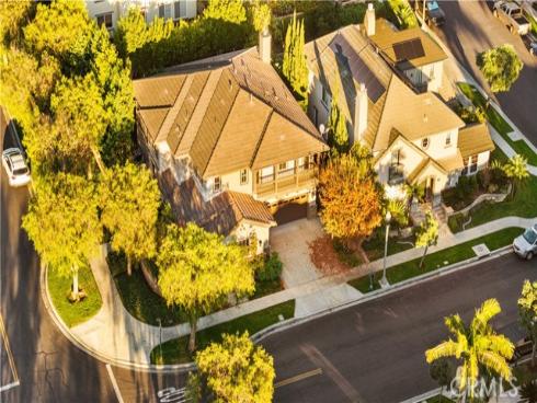 33 Modesto , Irvine, CA