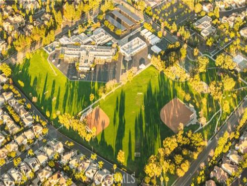 33 Modesto , Irvine, CA