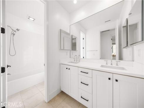 217 Piazza , Irvine, CA