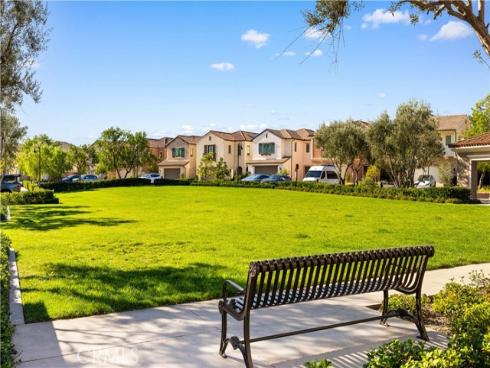 217 Piazza , Irvine, CA