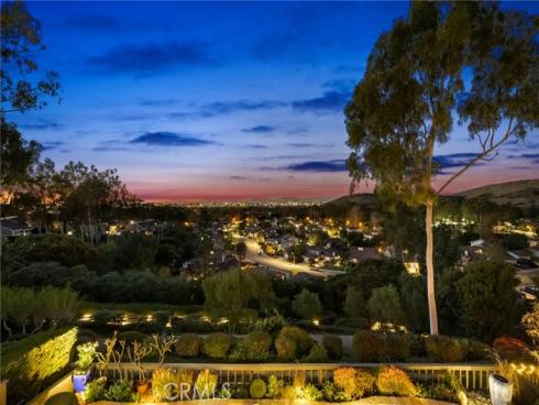 26 Canyon Ridge , Irvine, CA