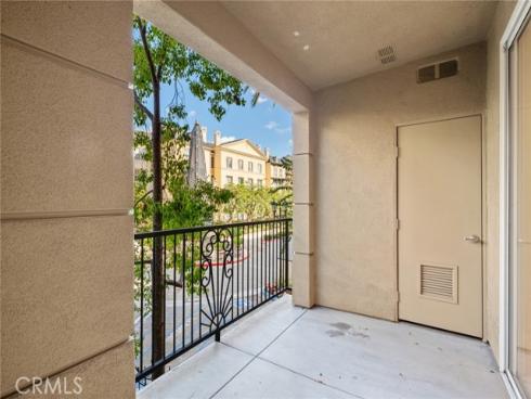 2202 Watermarke , Irvine, CA