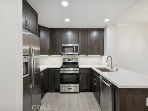 2202 Watermarke , Irvine, CA