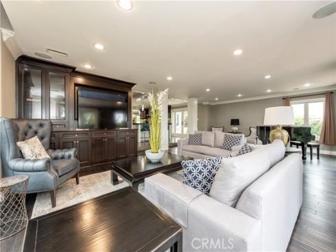 111 Hillcrest , Irvine, CA