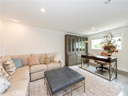 111 Hillcrest , Irvine, CA