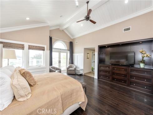 111 Hillcrest , Irvine, CA