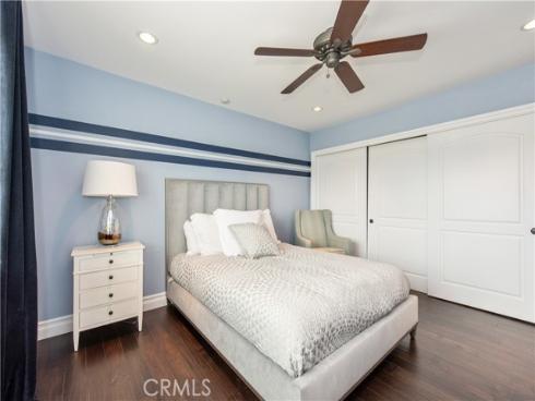 111 Hillcrest , Irvine, CA