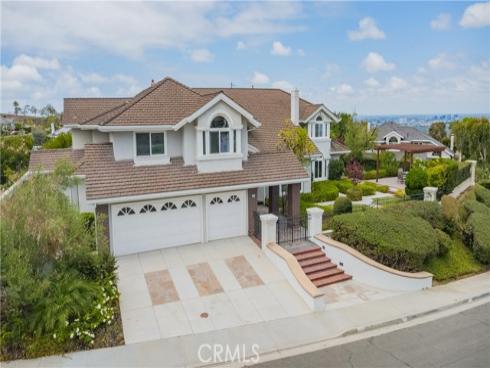 111 Hillcrest , Irvine, CA