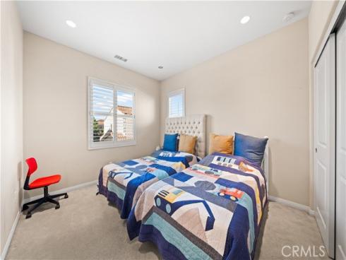 16 Sedgewick , Irvine, CA