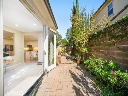 16 Sedgewick , Irvine, CA