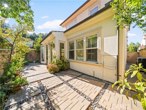 16 Sedgewick , Irvine, CA